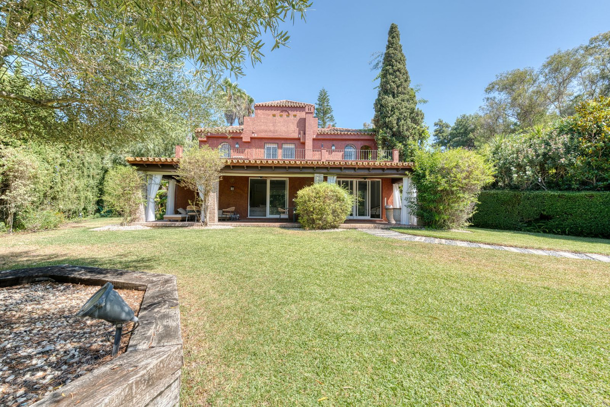 83ca1f9a38d097cc98cc2f82b7abab48 - 28