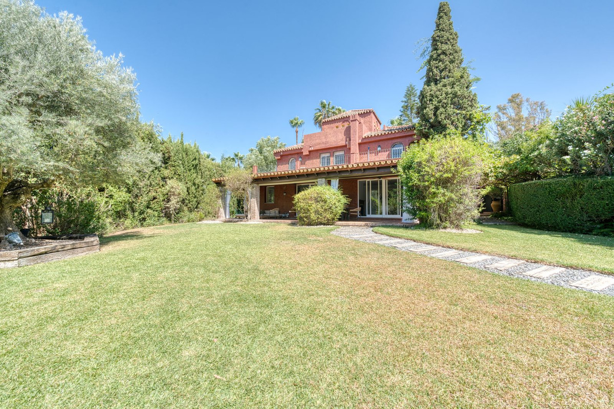 83ca1f9a38d097cc98cc2f82b7abab48 - 29