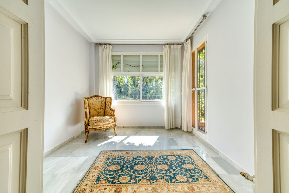 83ca1f9a38d097cc98cc2f82b7abab48 - 4