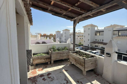 845446444ae4ec1cc939961c9a6b37fa - 11