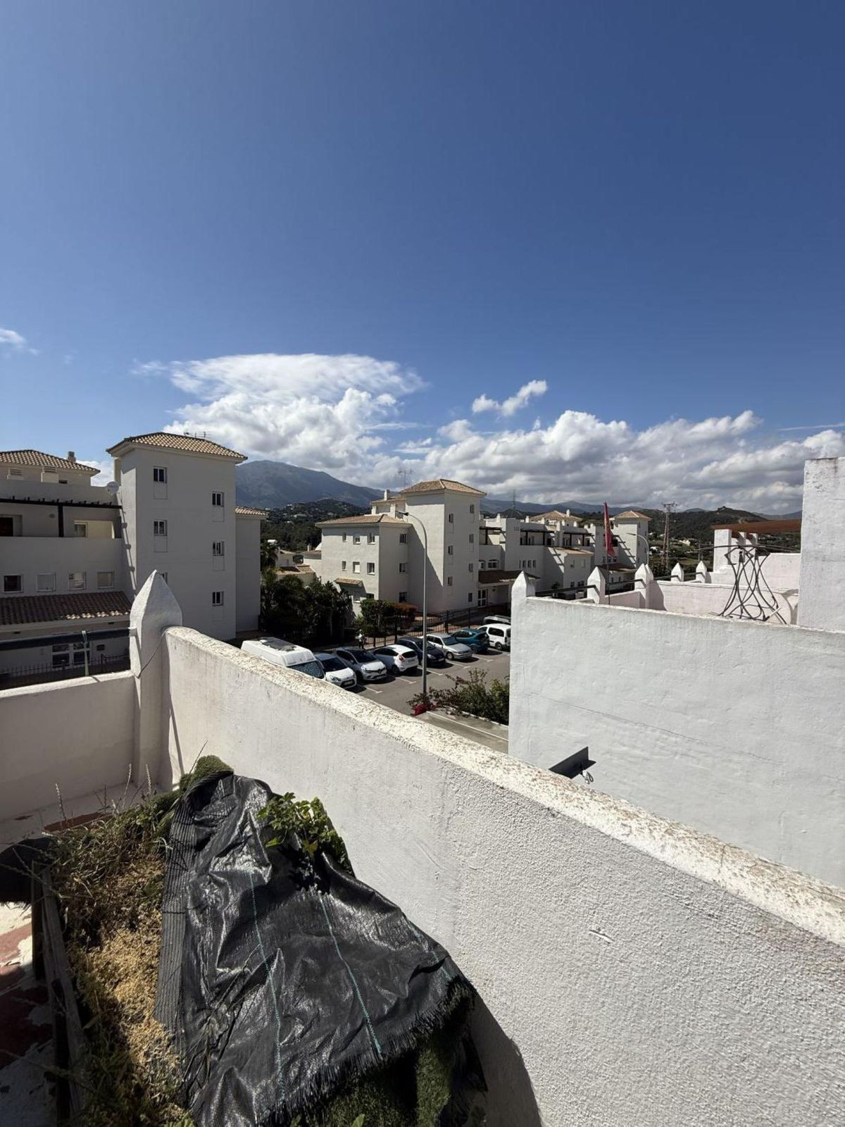 845446444ae4ec1cc939961c9a6b37fa - 24