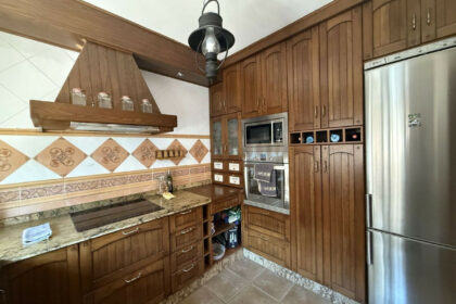 845446444ae4ec1cc939961c9a6b37fa - 4