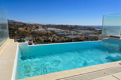 84779b8ae5c87edc5a34762c2db1a690 - 19