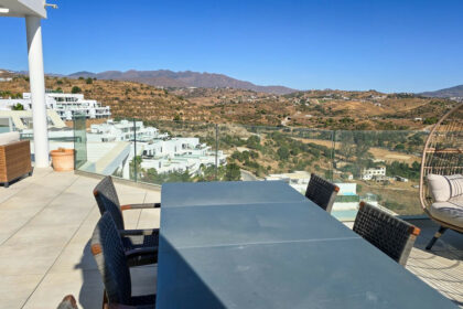 84779b8ae5c87edc5a34762c2db1a690 - 22