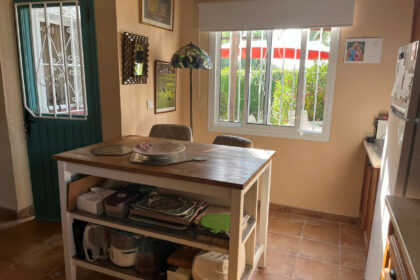 84b642102d9698fba4108bfd972cea6a - 10