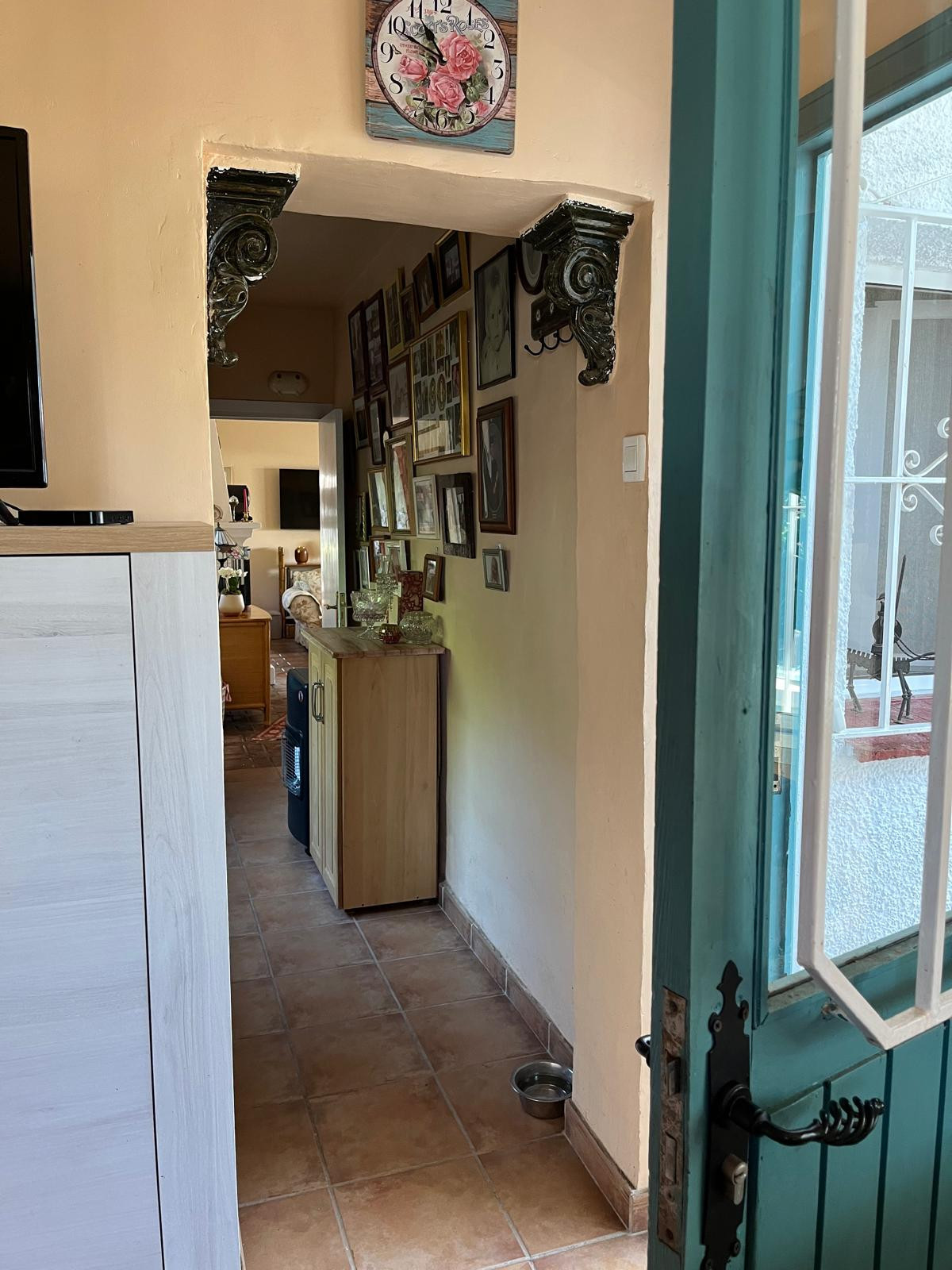 84b642102d9698fba4108bfd972cea6a - 12