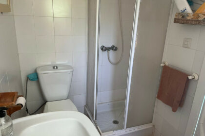 84b642102d9698fba4108bfd972cea6a - 23