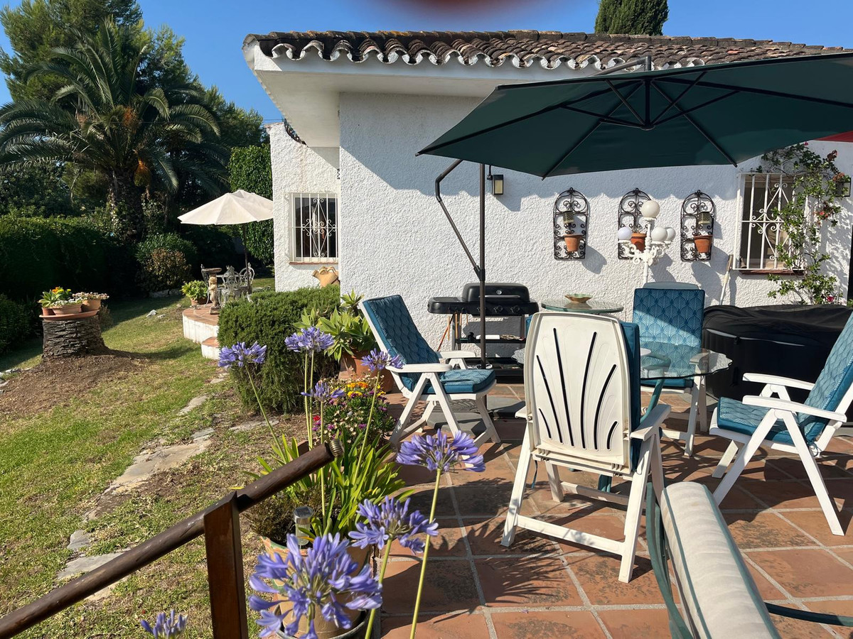 84b642102d9698fba4108bfd972cea6a - 46