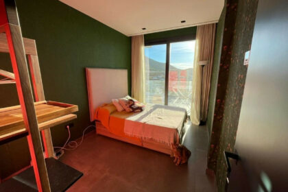 84df402550ff81242aa30c2c76ecee91 - 18