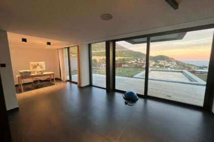 84df402550ff81242aa30c2c76ecee91 - 23