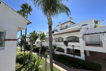 853f5ecbf576eb469c6938c026f51c81 - 19