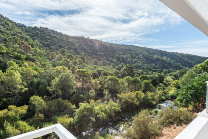 85d9ceb9498bf8eb00d00d876a94212c - 10