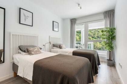 85d9ceb9498bf8eb00d00d876a94212c - 19