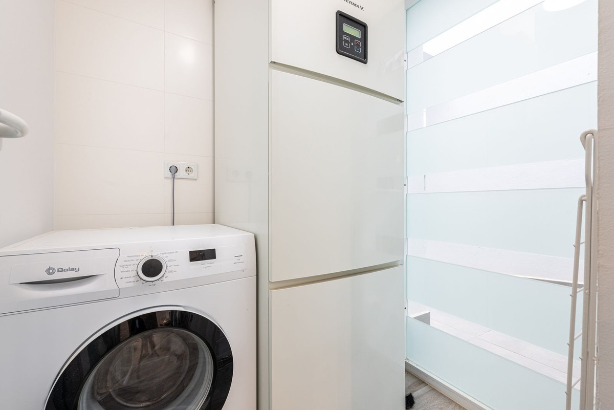 85d9ceb9498bf8eb00d00d876a94212c - 21