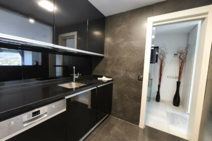 870db738c69c4818dfa15ccdd3ff5018 - 14