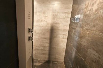 870db738c69c4818dfa15ccdd3ff5018 - 20