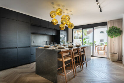 87bdb26ec558937356f8b1f3808e97e5 - 1