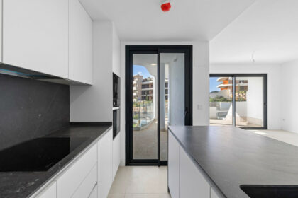 87cfaabeabb0745b500f0c53f98ee4f2 - 17