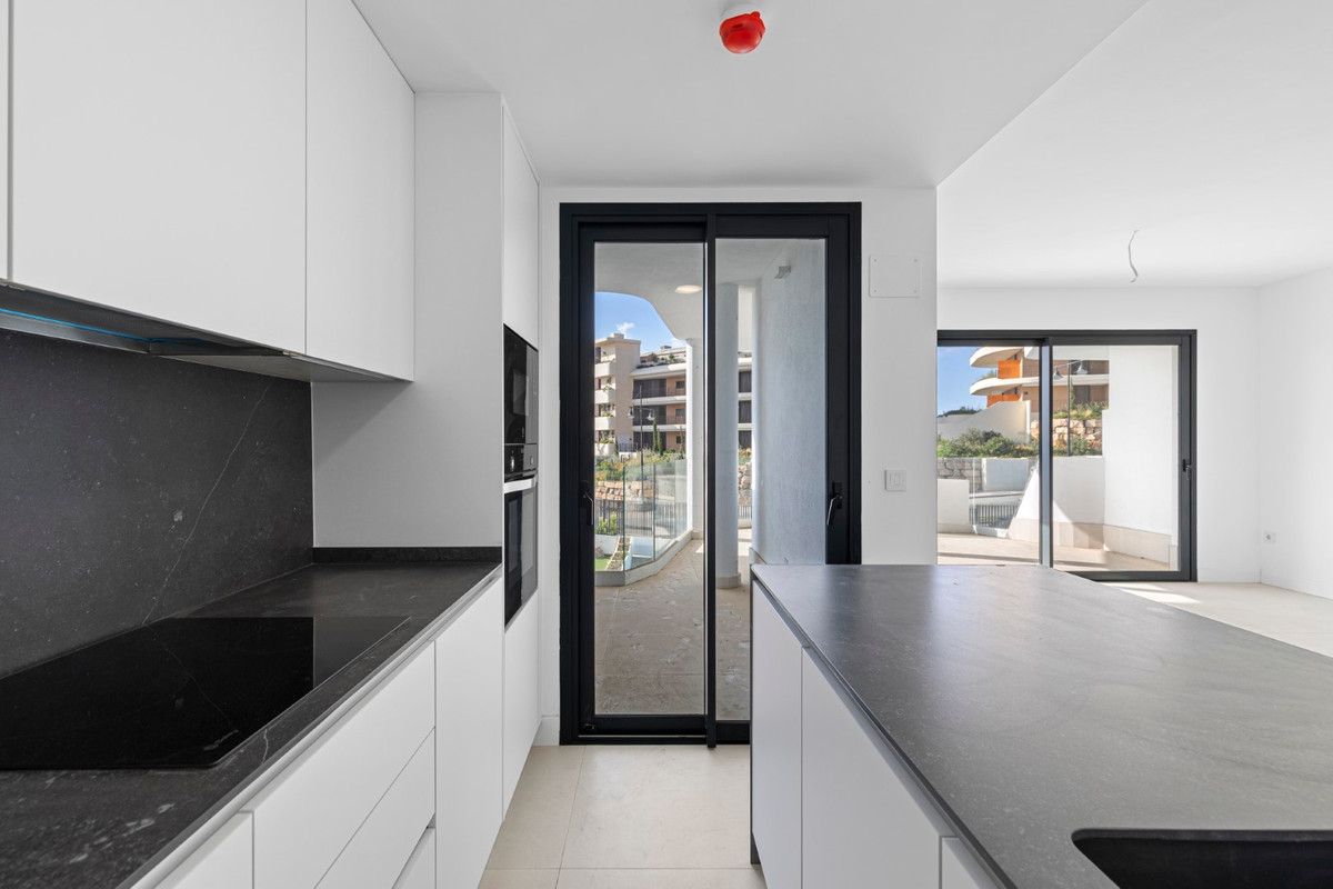 87cfaabeabb0745b500f0c53f98ee4f2 - 17