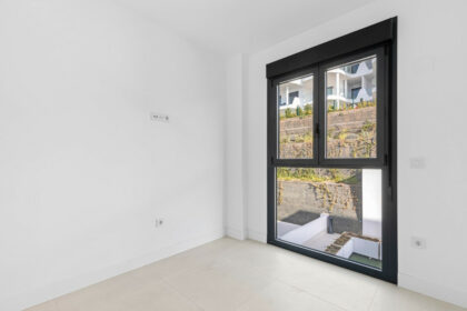 87cfaabeabb0745b500f0c53f98ee4f2 - 22