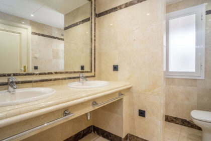 87d6ee43aa5ec9fd5cb998e8e284b47a - 43