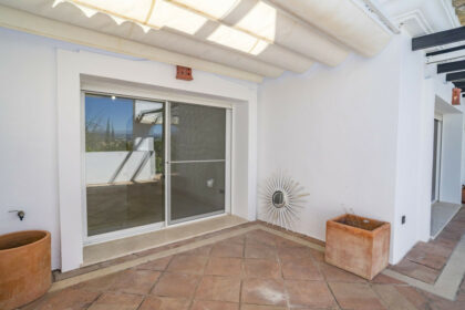 87d6ee43aa5ec9fd5cb998e8e284b47a - 53