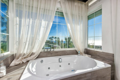 8800390bb23e84b9ec05f1c7ce3c3600 - 25