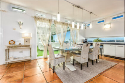 8800390bb23e84b9ec05f1c7ce3c3600 - 29