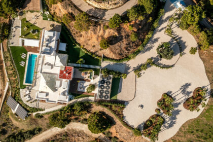 8800390bb23e84b9ec05f1c7ce3c3600 - 58