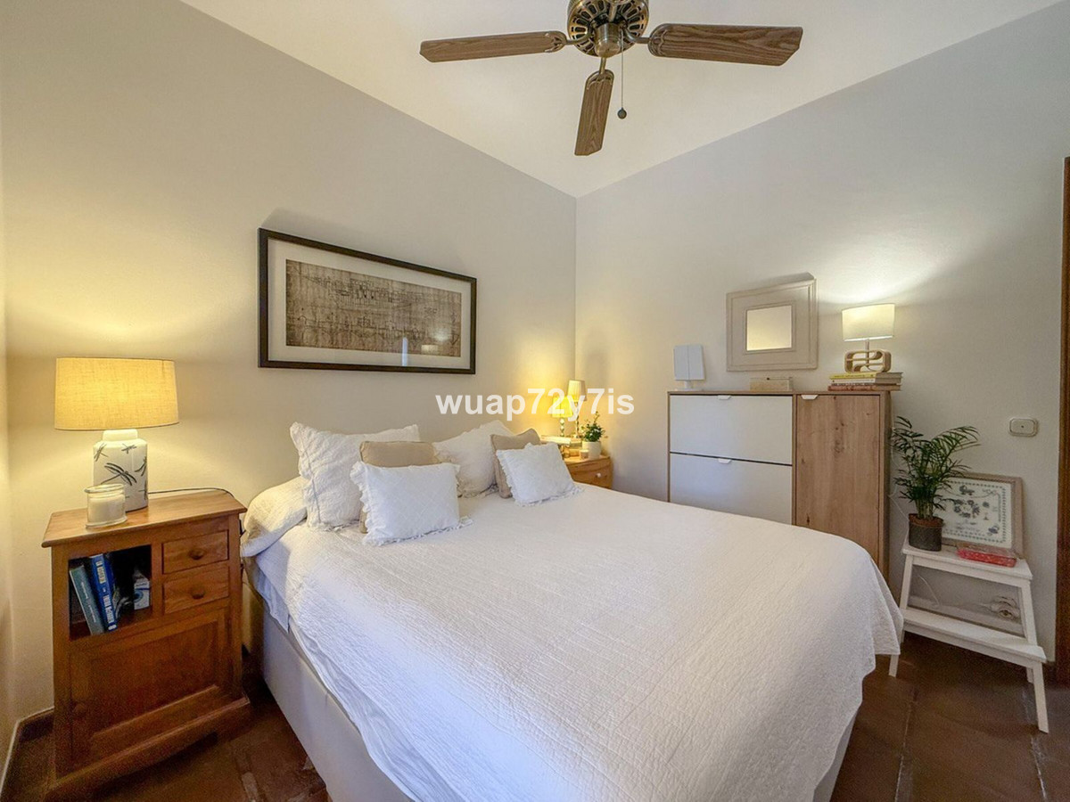 882b926644ee13e867f3504c697842f2 - 18