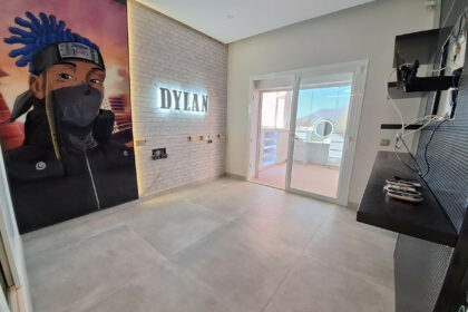 883f71b518d0bde532b61c89ca5f8b32 - 19