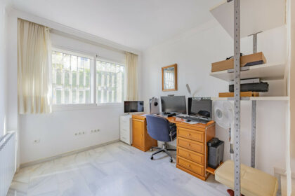 88cbdd2e1d60fdb9bbc6a16c17cd16a9 - 10