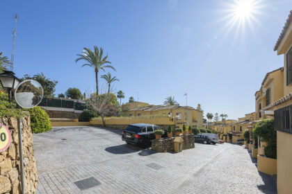 88cbdd2e1d60fdb9bbc6a16c17cd16a9 - 38