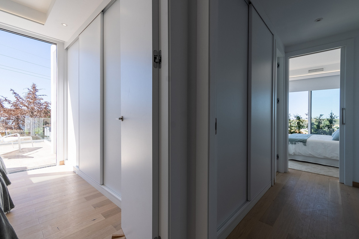 88d52ca94c89a4c4fd88463614393668 - 24