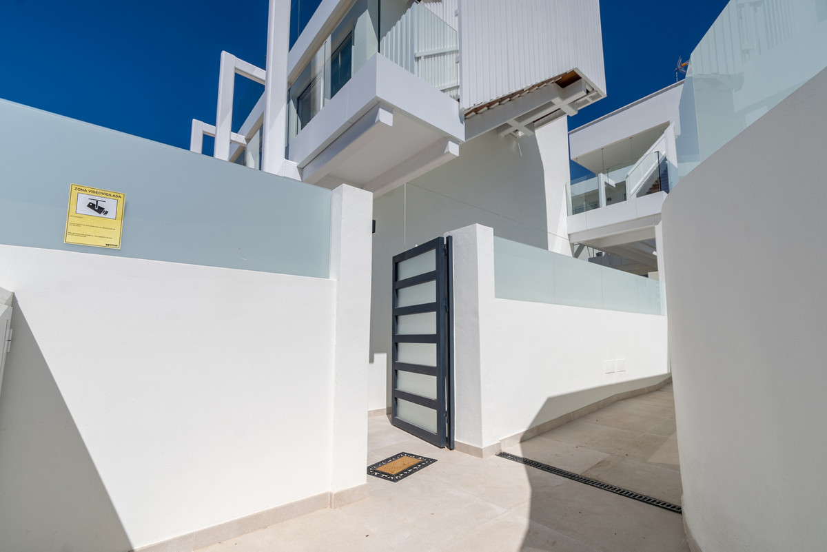 88d52ca94c89a4c4fd88463614393668 - 35