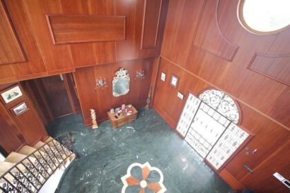 88eb23613f48f50e66660b5d3fba18d3 - 10