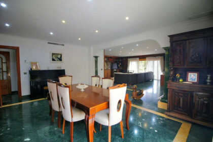 88eb23613f48f50e66660b5d3fba18d3 - 17