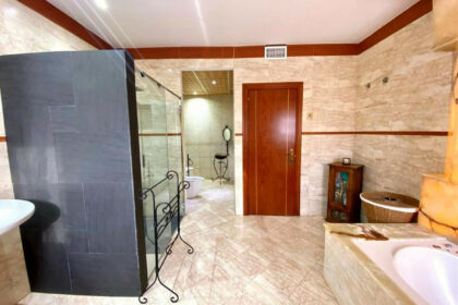 88eb23613f48f50e66660b5d3fba18d3 - 49