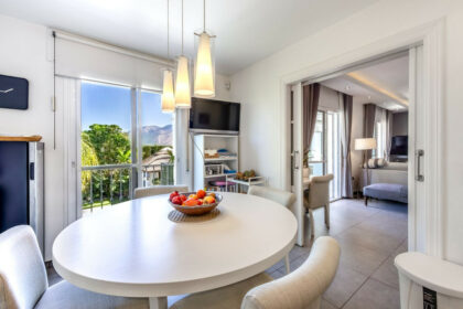 88eb4c80f2b2a10d3a22259f52006983 - 21