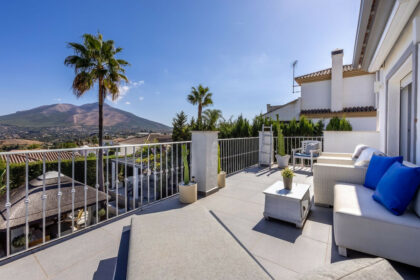 88eb4c80f2b2a10d3a22259f52006983 - 29