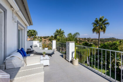 88eb4c80f2b2a10d3a22259f52006983 - 30