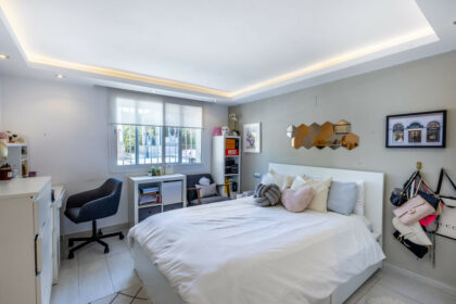 88eb4c80f2b2a10d3a22259f52006983 - 38