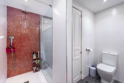 88eb4c80f2b2a10d3a22259f52006983 - 40