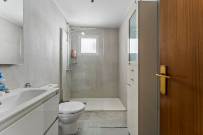 8979617df086e66db9c0d3496a53d8f3 - 13