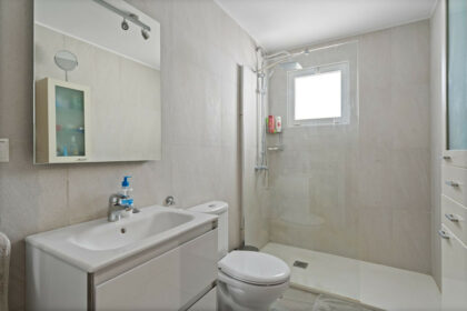 8979617df086e66db9c0d3496a53d8f3 - 14