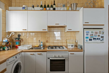 8979617df086e66db9c0d3496a53d8f3 - 16