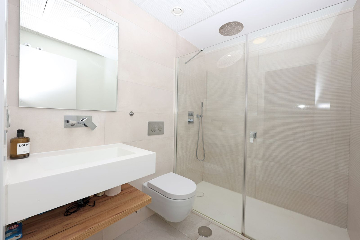 89905b164b1b95890c73da5b80052159 - 12