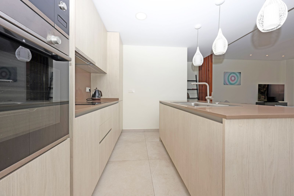 89905b164b1b95890c73da5b80052159 - 14