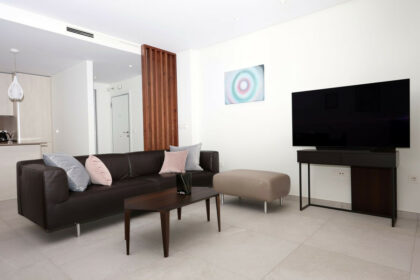 89905b164b1b95890c73da5b80052159 - 8