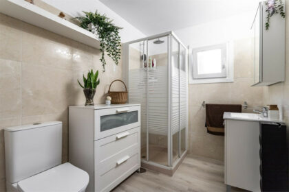 89da4d78918ec6d40ceda7b50429b8dd - 12